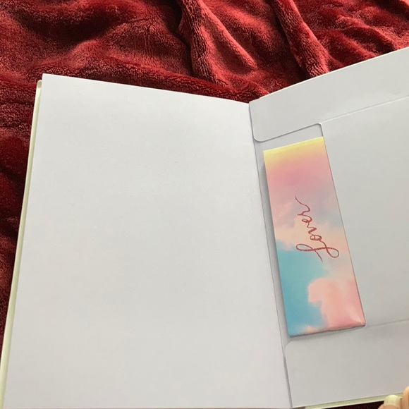 Lover Deluxe Album Versions 1 and 2 - Picture 4 of 6